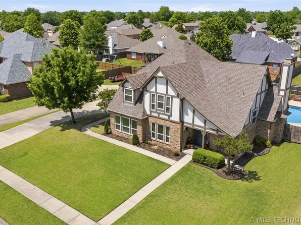 12601 E 79th St N, Owasso, OK 74055