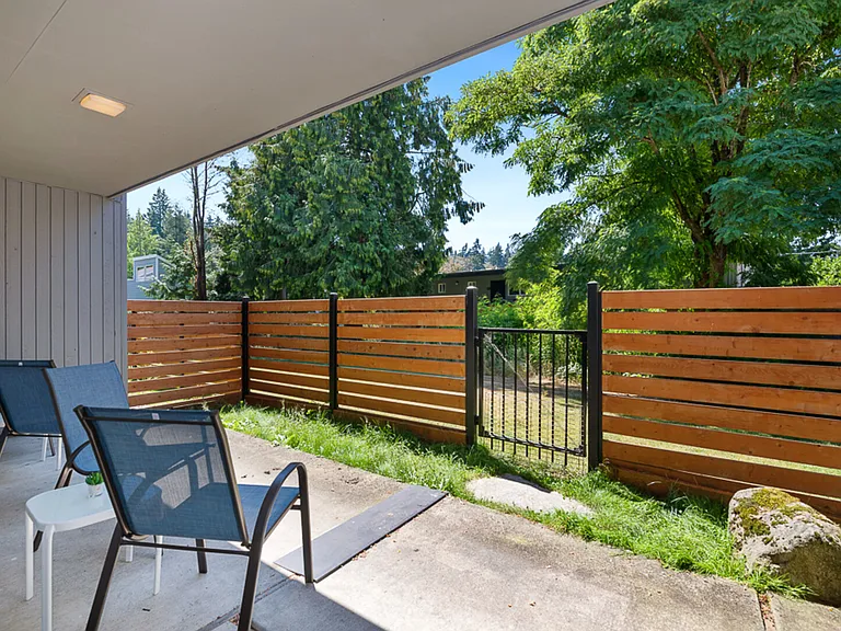 Bellevue Way SE — Photo 9