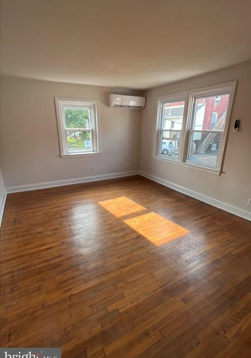 2 bed, 750 sqft, $1,595 — Photo 4