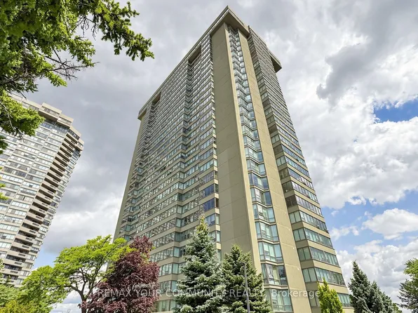55 Skymark Dr #2704, Toronto, ON M2H 3N4