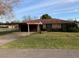 603 S 5th St, Nederland, TX 77627