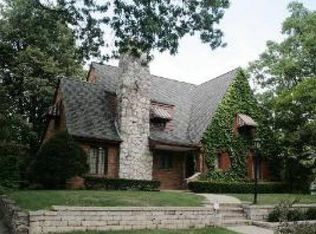 1188 Cedar Ave, Elgin, IL 60120