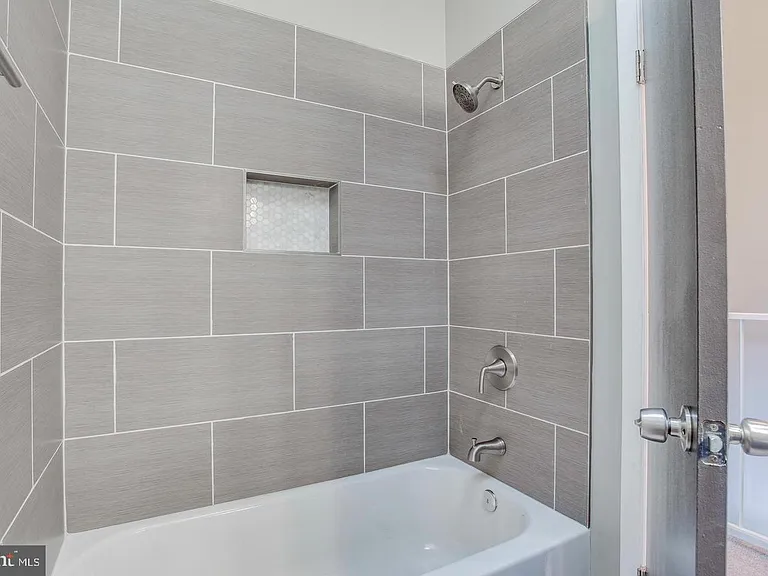 8018 Valley Manor Rd #3B — Photo 48