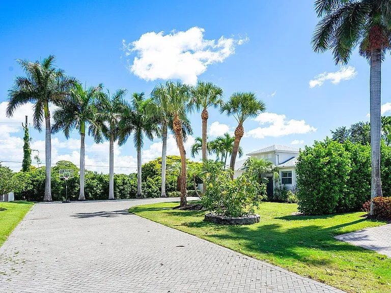 50 Lake Eden Dr — Photo 4