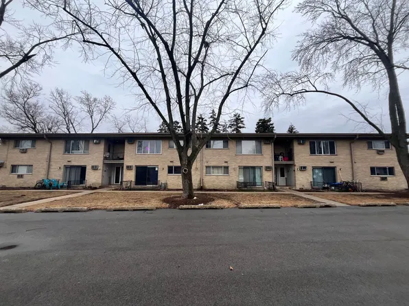Harvard Apartments, 317 & 320 N Harvard Ave #320, Villa Park, IL 60181