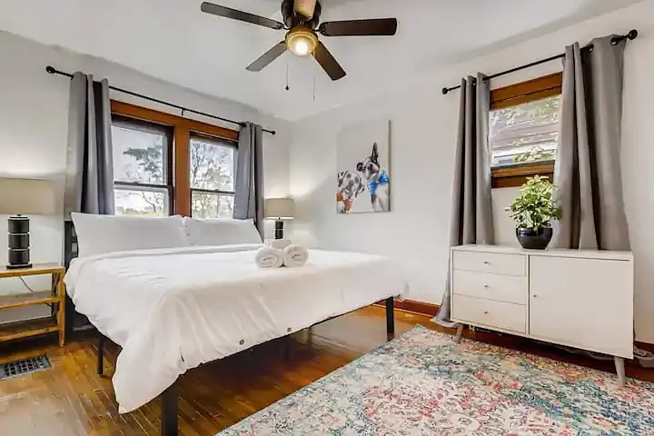 1472 Hamlet St — Photo 15
