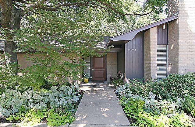 1st image of 6951 Forest Glade Cir