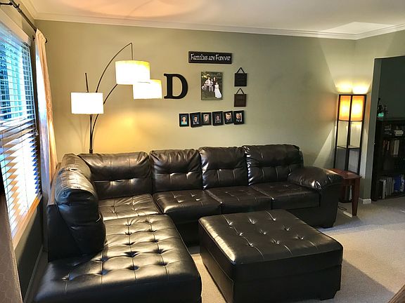 3rd image of 8400 Brownsboro Pl