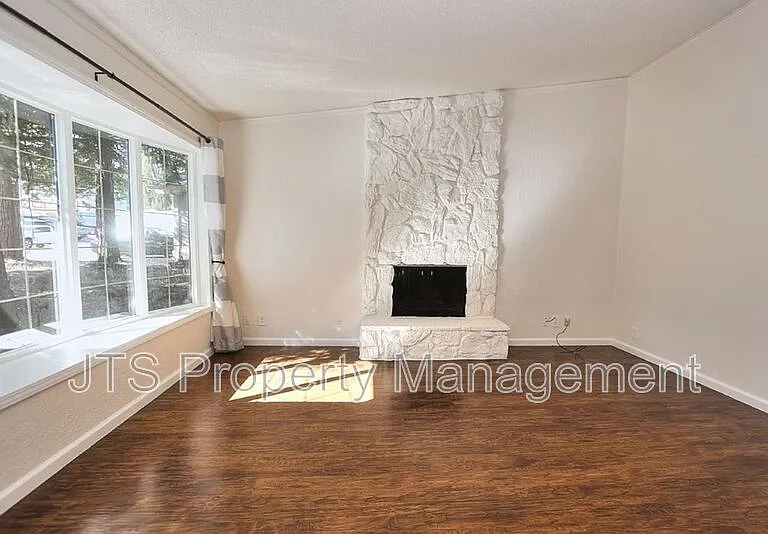 6830 Mellodora Dr — Photo 9