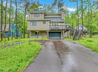 1582 Woodcrest Ln #38, Lake Ariel, PA 18436