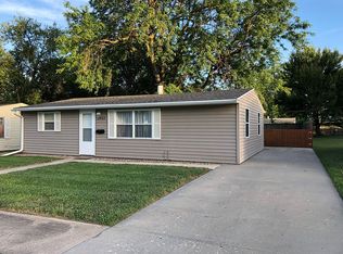 2403 W 7th St, Hastings, NE 68901