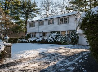 1 Wiltshire Rd, Scarsdale, NY 10583