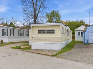 4 Lane #3, Coventry, RI 02816