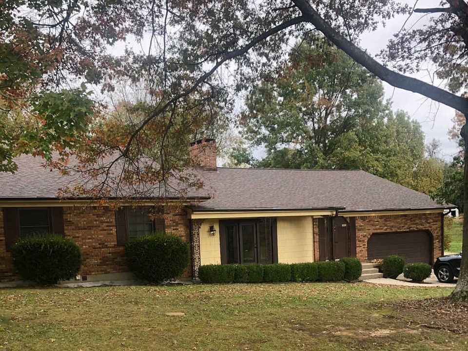2nd image of 1023 Idylwild Dr