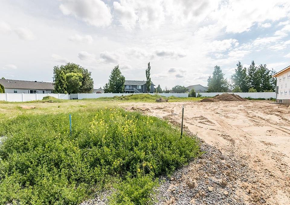 1st image of Tbd Lake Hills Dr