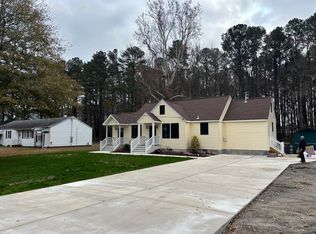 2649 N Landing Rd, Virginia Beach, VA 23456