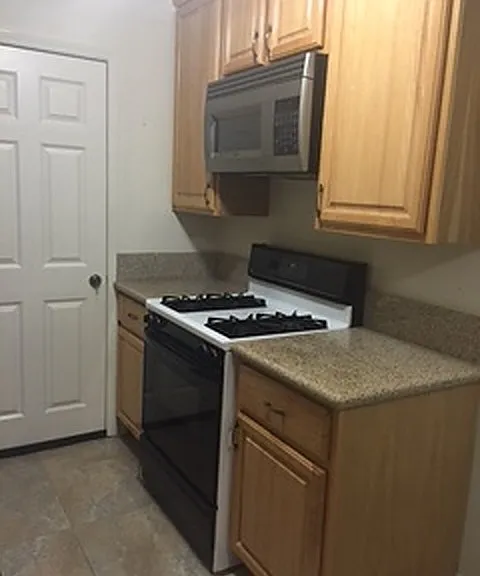 24381 Santa Clara Ave #A — Photo 5