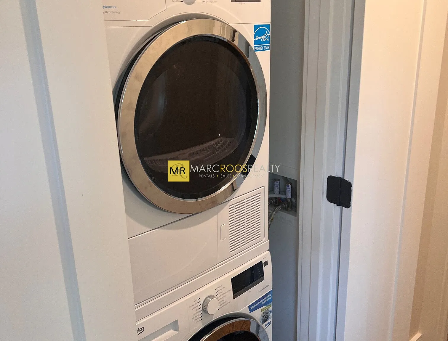 1 bed, 450 sqft, $3,000 — Photo 4