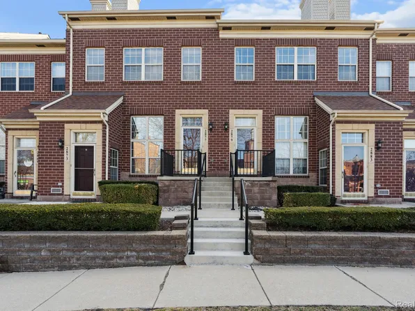 2877 Biddle Ave, Wyandotte, MI 48192