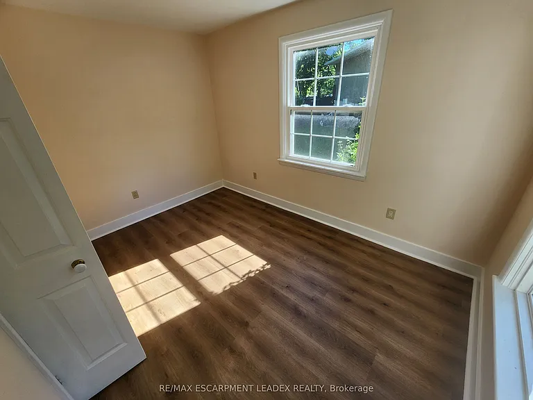15 Saint Anns Ct — Photo 5