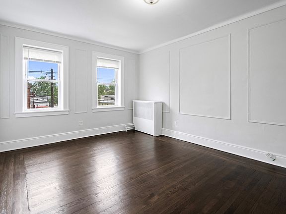 3rd image of 539 Joralemon St APT 2