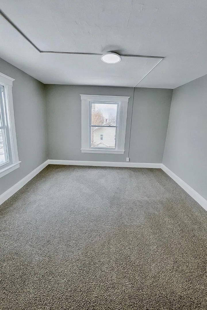 61 Thorp St — Photo 3