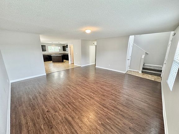 4th image of 4529 Oakden Ln