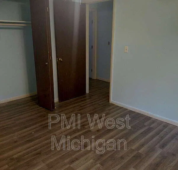 4258 Bond Ave #1 — Photo 8