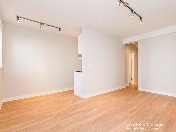 3rd image of 2151 N Fremont St #Gdn
