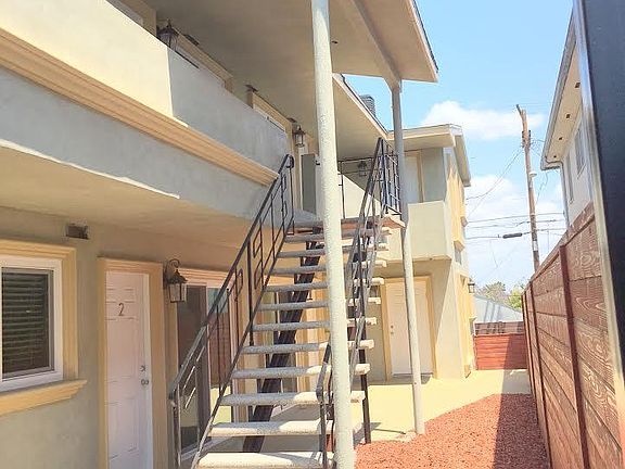 4th image of 1728 S Robertson Blvd APT 7