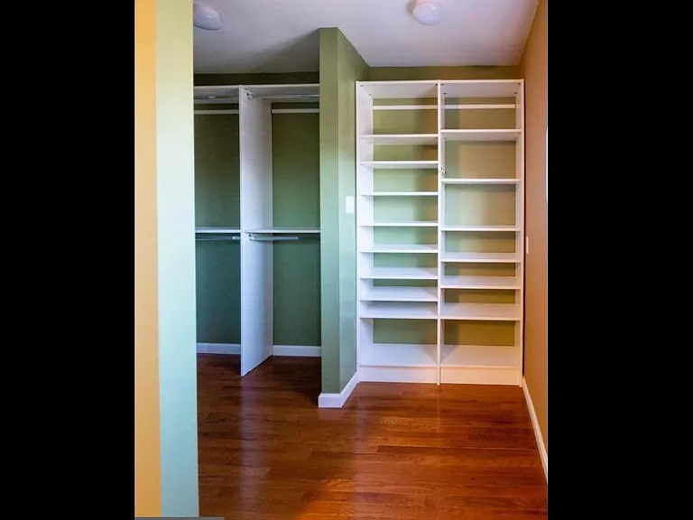 727 Herndon Woods Ct — Photo 16