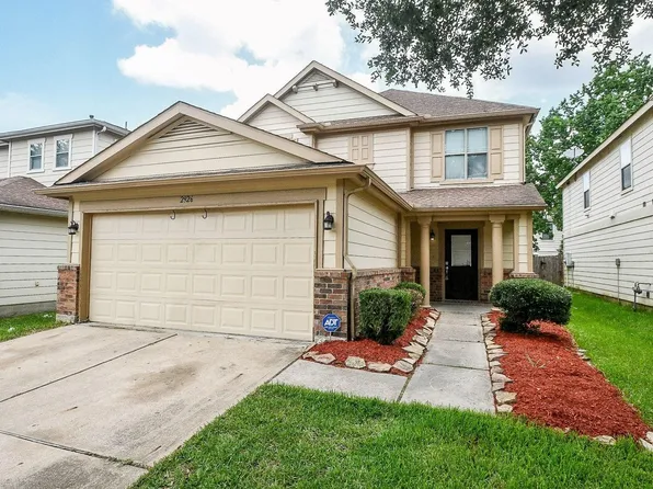 2926 Yearling Colt Ct, Houston, TX 77038