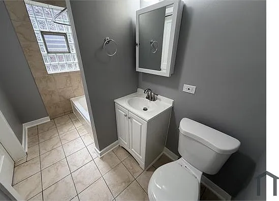7026 S Clyde Ave — Photo 10