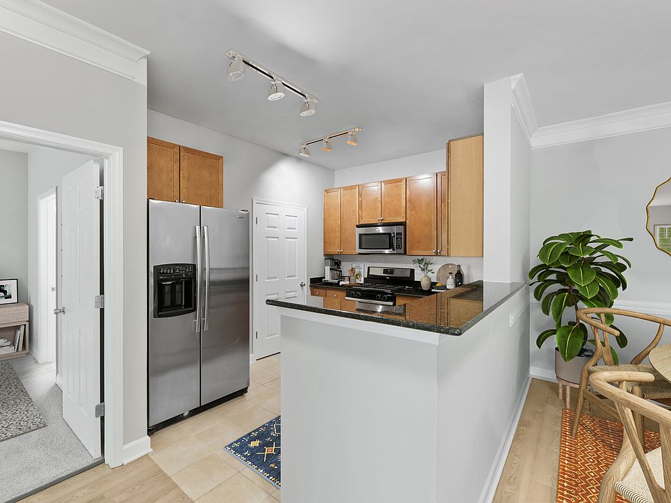 1st image of 4400 Telfair Blvd APT 4055