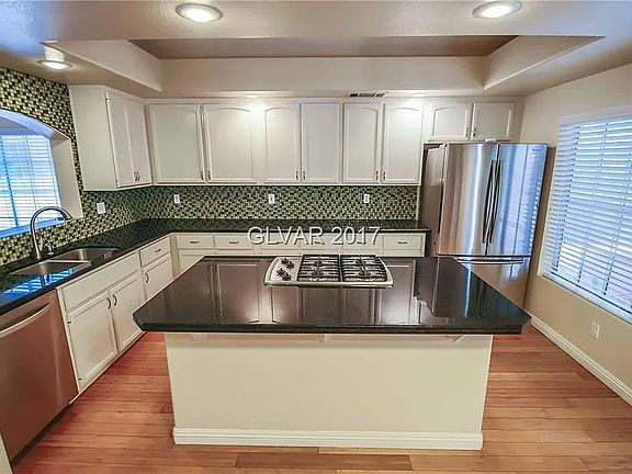 5th image of 287 Helmsdale Dr