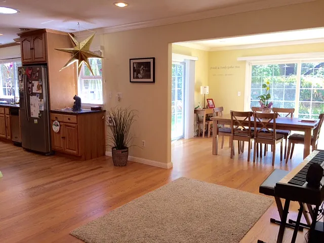 1172 Arlington Ln — Photo 3