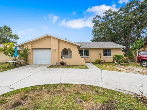 3526 McIntosh Rd, Sarasota, FL 34232