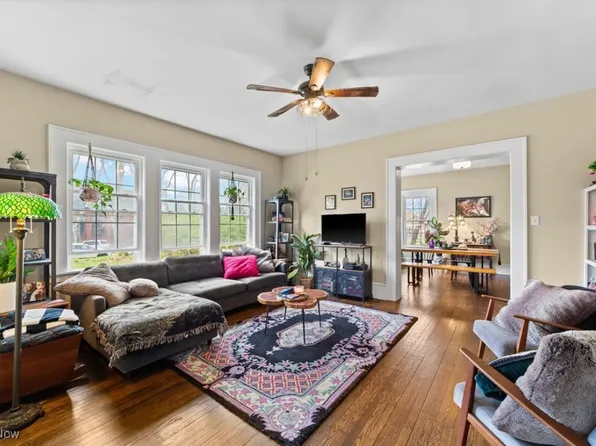 (undisclosed Address), Cleveland, OH 44113