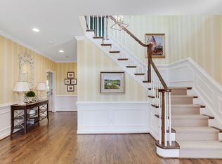 9464 Coral Crest Ln, Vienna, VA 22182