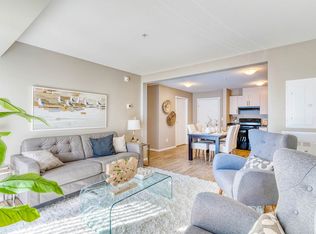 Keswick Green, Edmonton, AB T6W 4J1