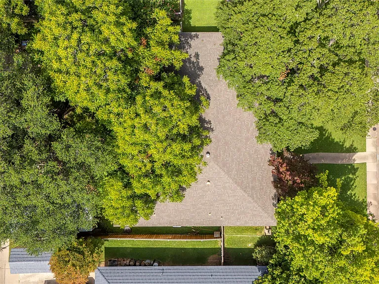 3100 Natalie Dr — Photo 37