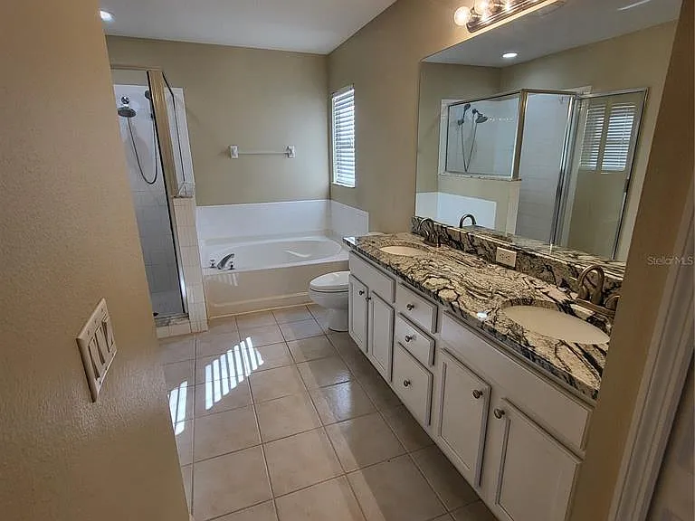 25903 Bloomsbury Ct — Photo 21