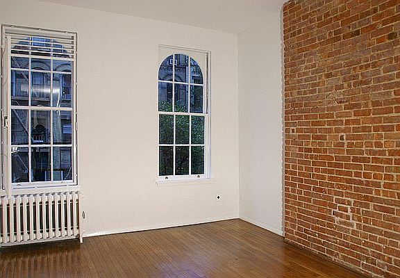 3rd image of 308 E 92nd St APT 3e