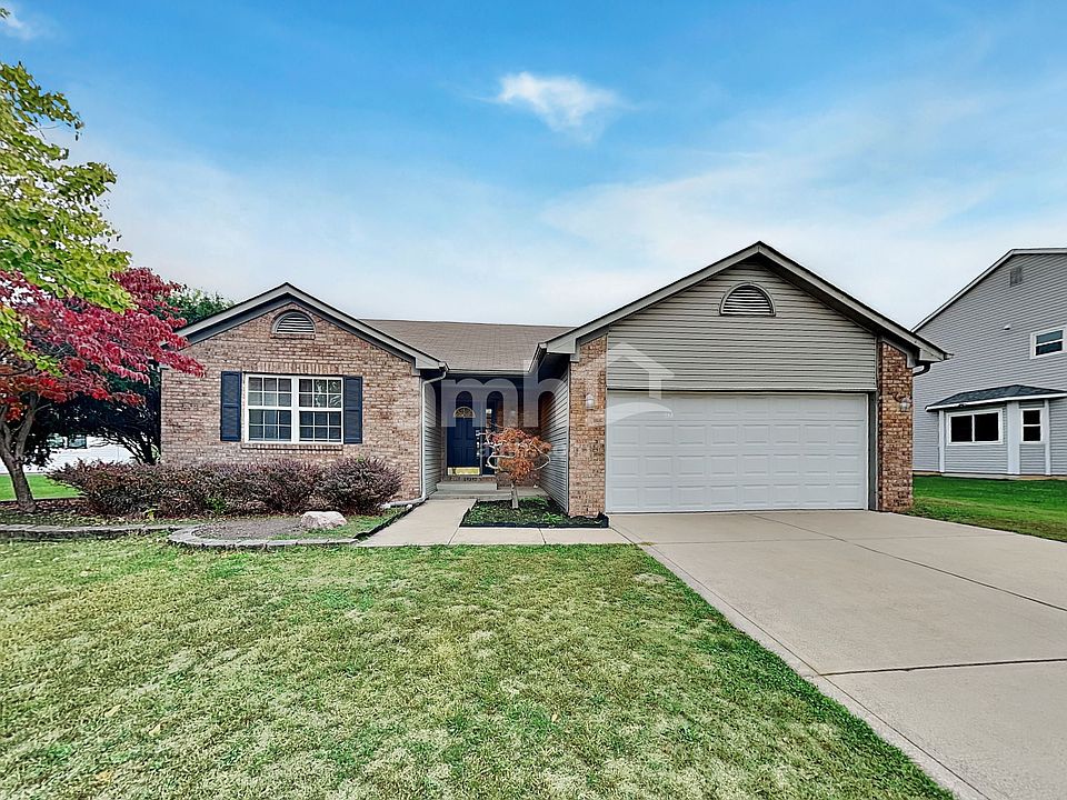 1st image of 464 E Quail Wood Ln