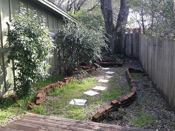 3rd image of 569 Amador Ave