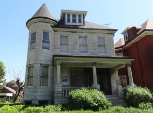 4570 Holly Ave, Saint Louis, MO 63115