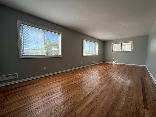 3885 N Humboldt Blvd Photo 1