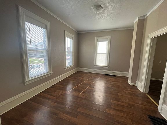4th image of 1148 Franklin Ave #1