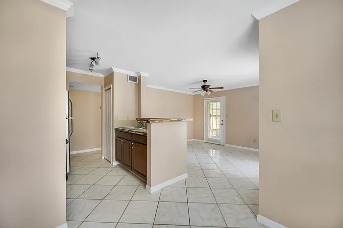 8630 Mallard Reserve Dr #101 — Photo 10