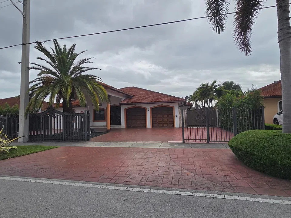 3140 SW 142nd Ave